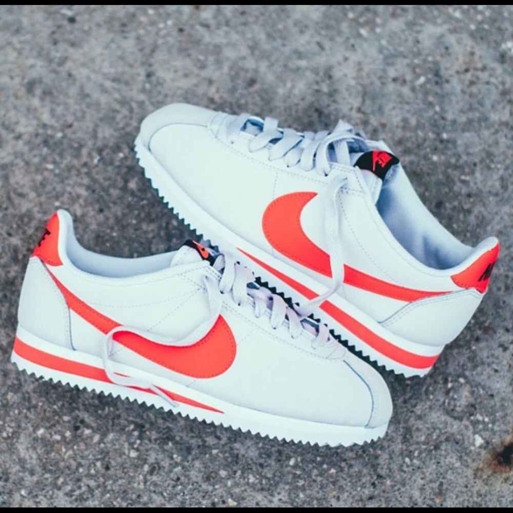 NWB Nike Cortez Leather White and Crimson Sneakers